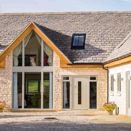 Villa Flynn'S Barn Aylworth Esterno foto