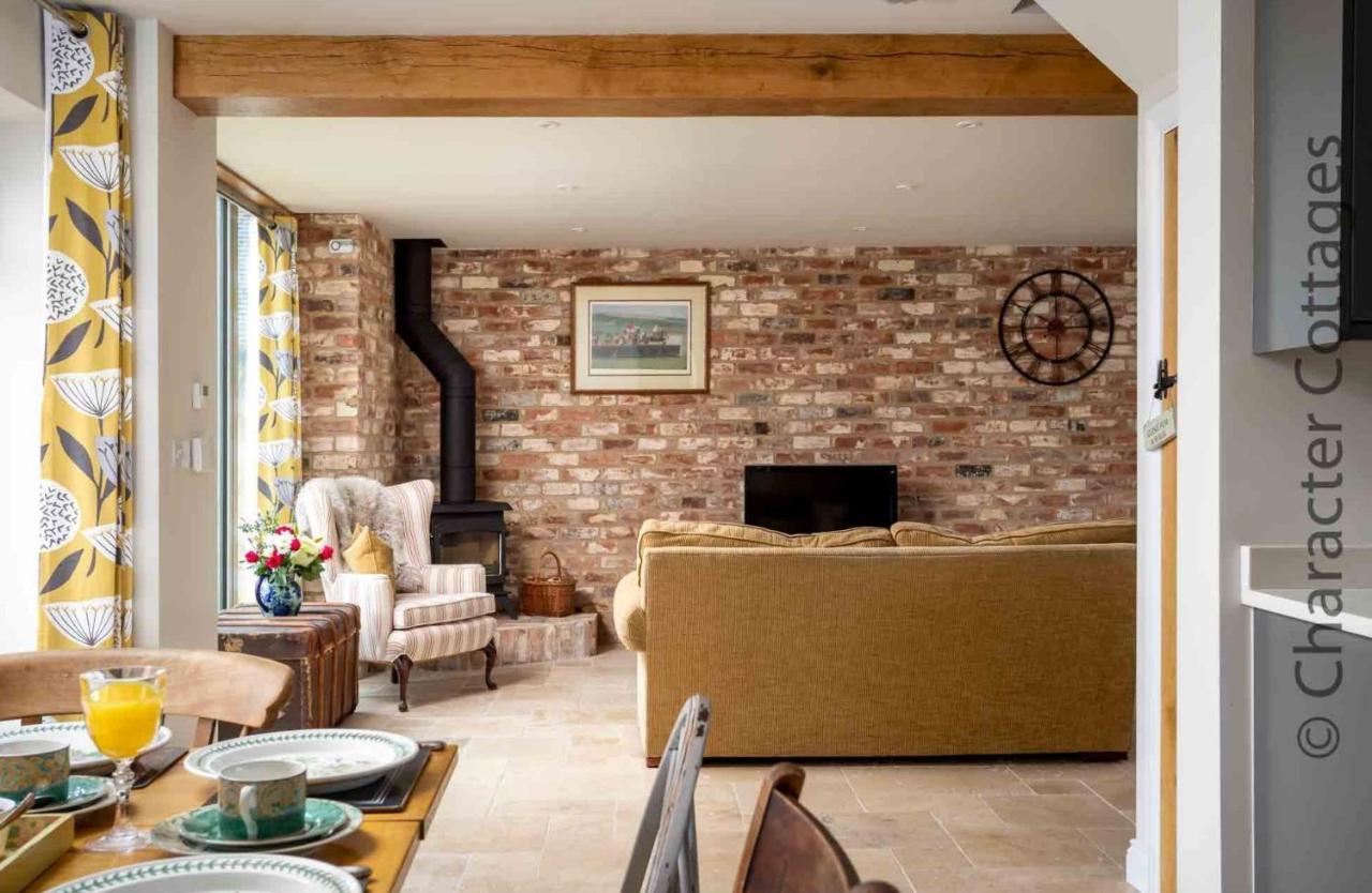 Villa Flynn'S Barn Aylworth Esterno foto