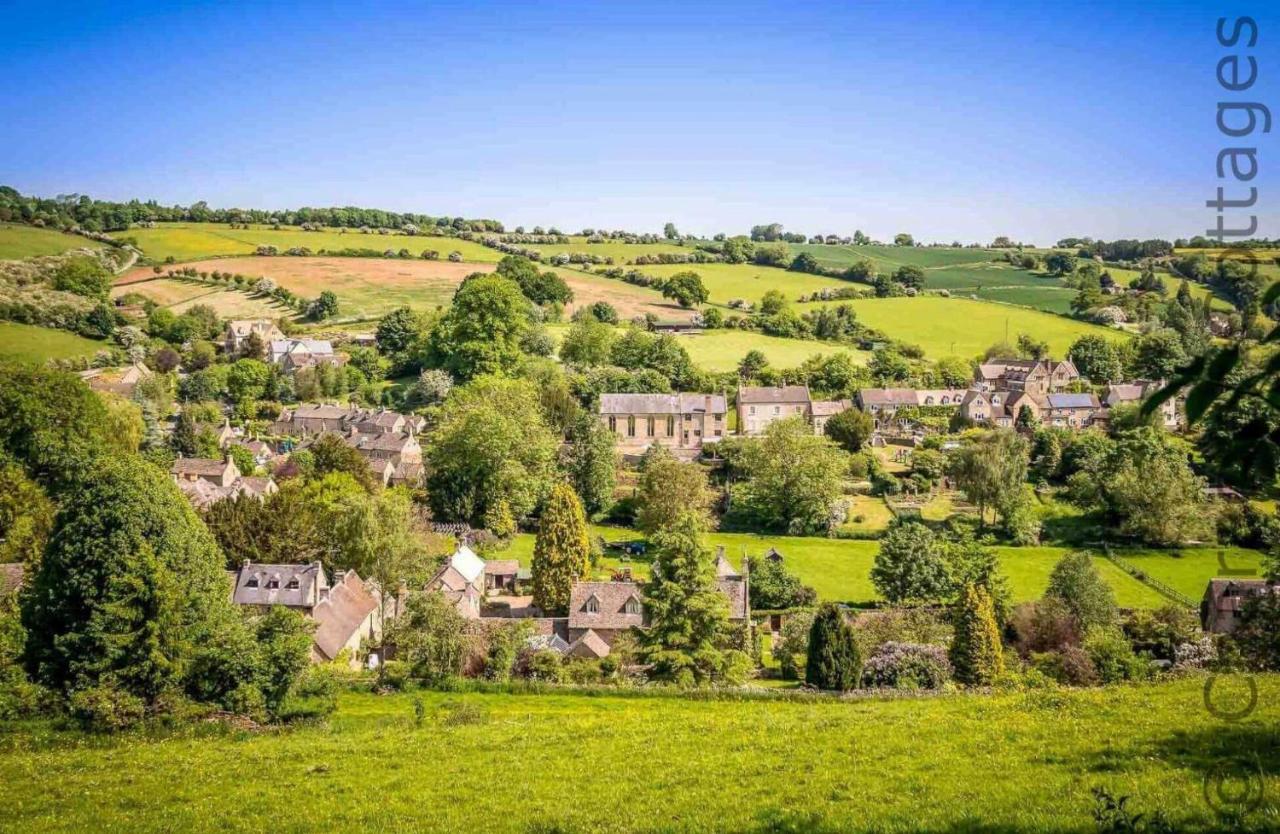 Villa Flynn'S Barn Aylworth Esterno foto